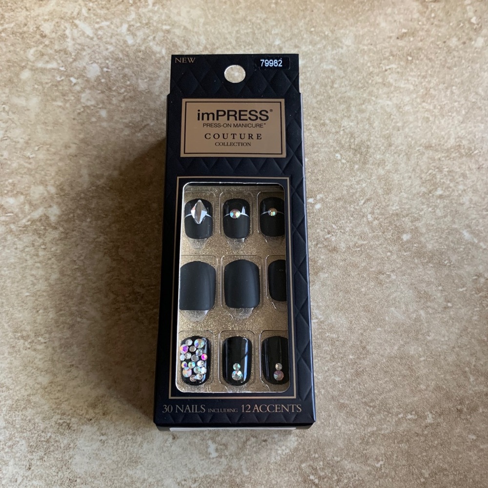 New imPRESS COUTURE COLLECTION Press-on Nails